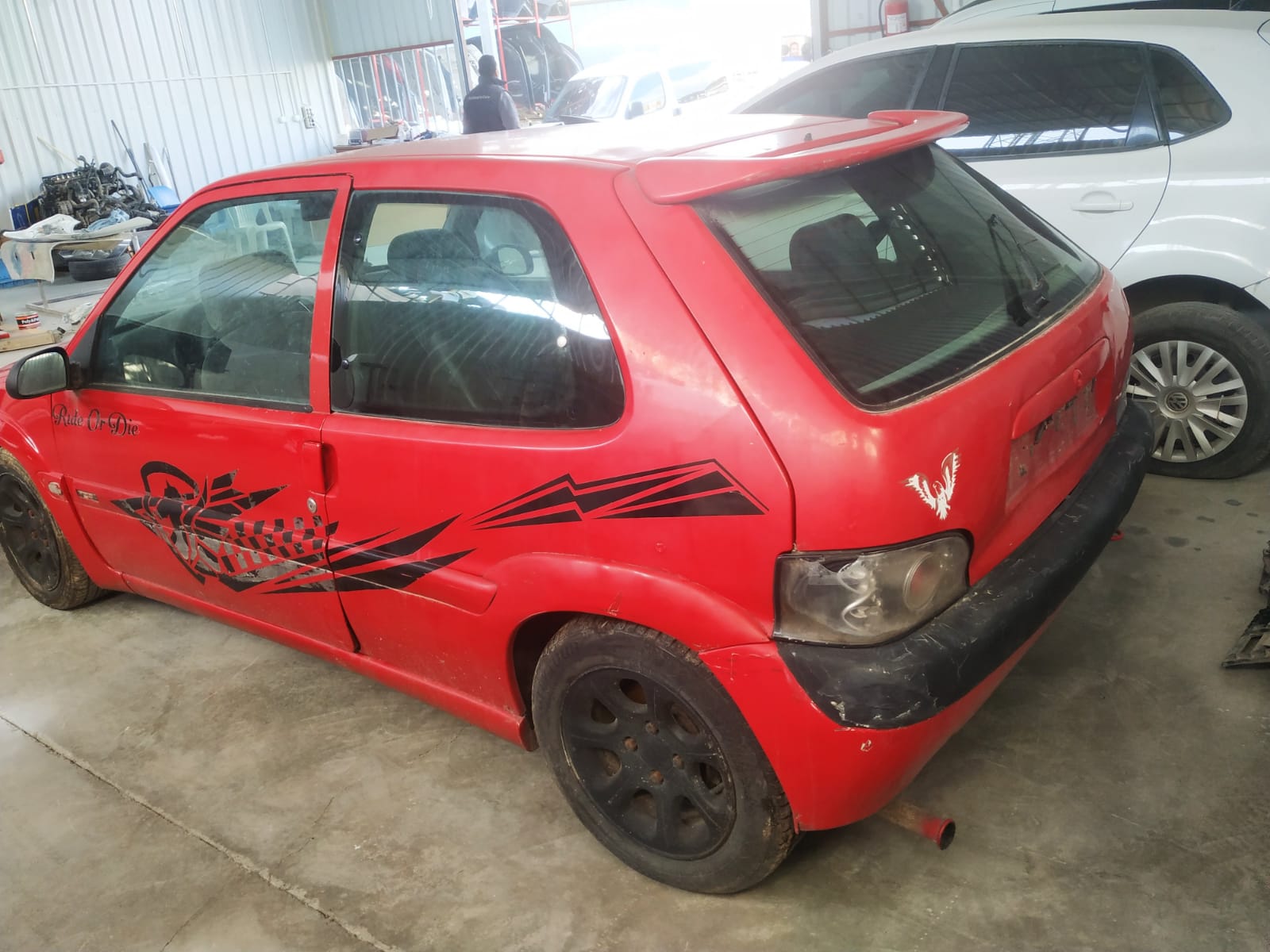 Citroen Saxo Sol Arka Çamurluk